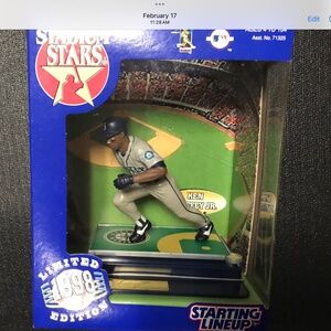 2 Stadium Stars Cooperstown Collection Baseball Figures
